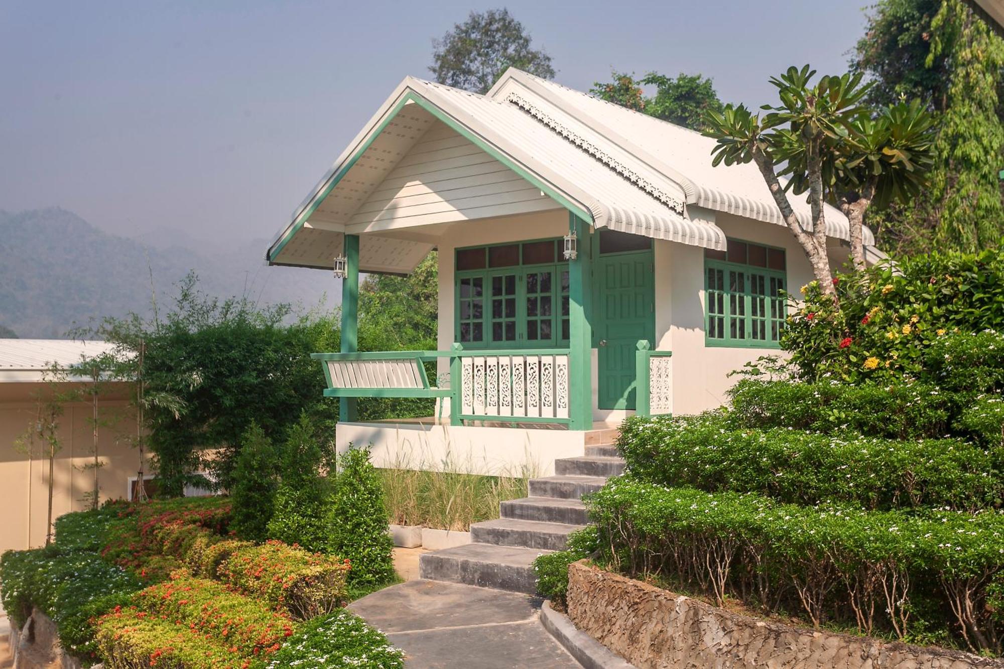 Baanpufa Resort Сай-Йок Екстер'єр фото